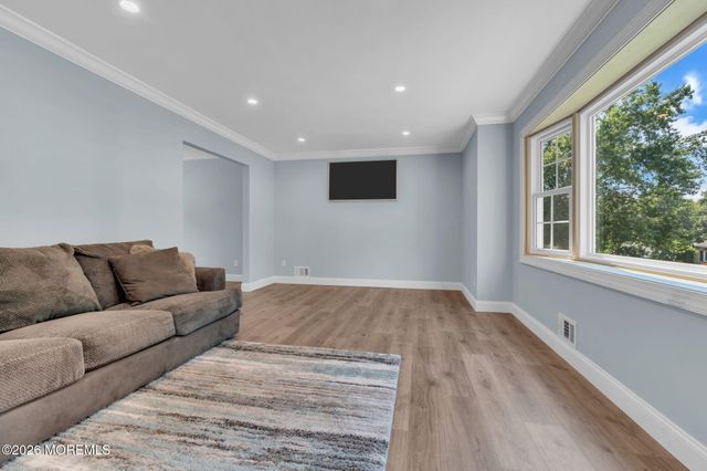 37 Janet Court, Milltown, NJ 08850