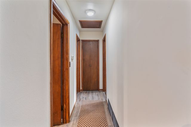 311 E 22nd Street S, Newton, IA 50208