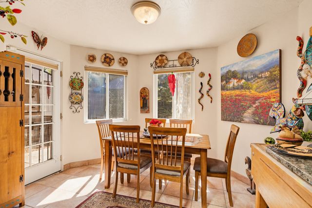 2820 Cliff Palace, Santa Fe, NM 87507