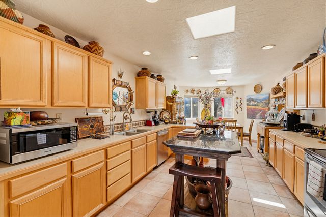 2820 Cliff Palace, Santa Fe, NM 87507