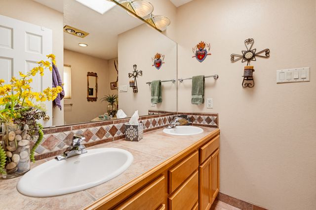 2820 Cliff Palace, Santa Fe, NM 87507