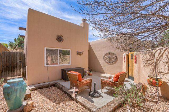 2820 Cliff Palace, Santa Fe, NM 87507