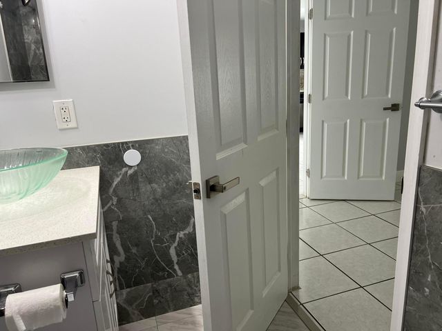 13671 Yarmouth Court, Wellington, FL 33414