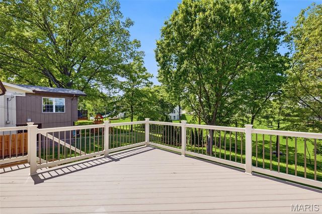 9131 Cherry Brook Lane, Crestwood, MO 63126