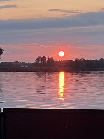 425 Hardin Bottom Rd, Clifton, TN 38425