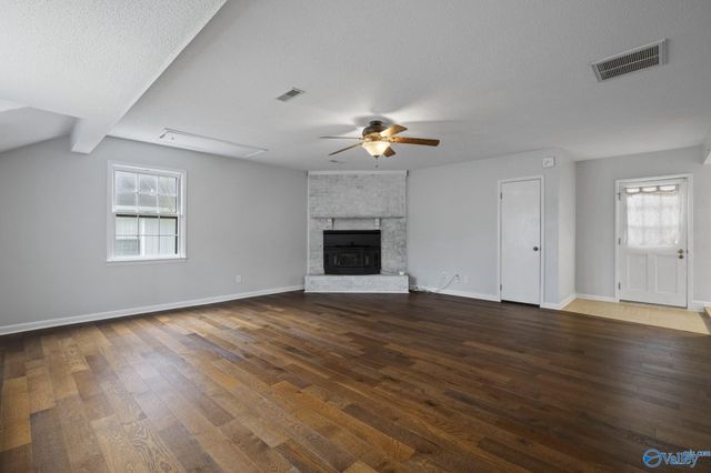 2517 Galahad Drive SE, Huntsville, AL 35803