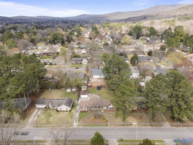 2517 Galahad Drive SE, Huntsville, AL 35803