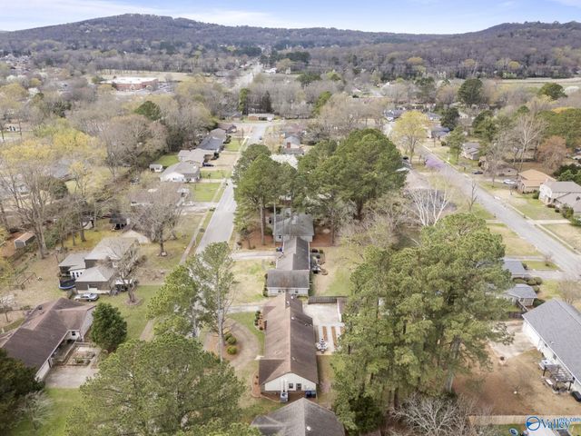 2517 Galahad Drive SE, Huntsville, AL 35803