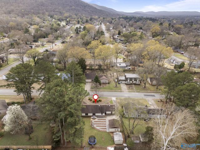 2517 Galahad Drive SE, Huntsville, AL 35803