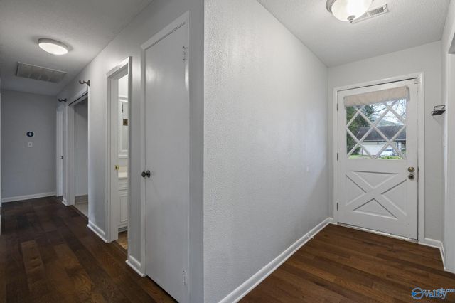 2517 Galahad Drive SE, Huntsville, AL 35803