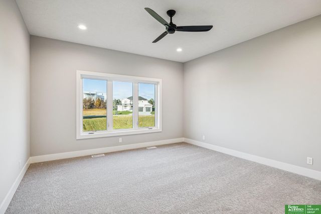 3306 S 212th Street, Elkhorn, NE 68022