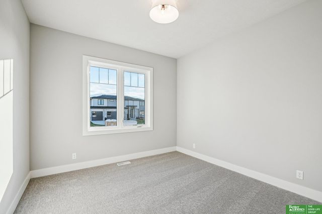 3306 S 212th Street, Elkhorn, NE 68022