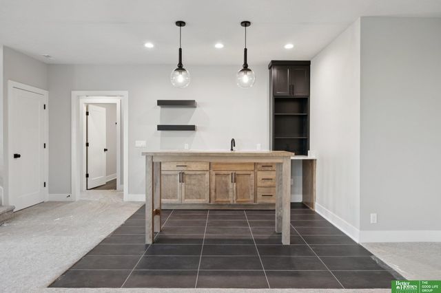 3306 S 212th Street, Elkhorn, NE 68022