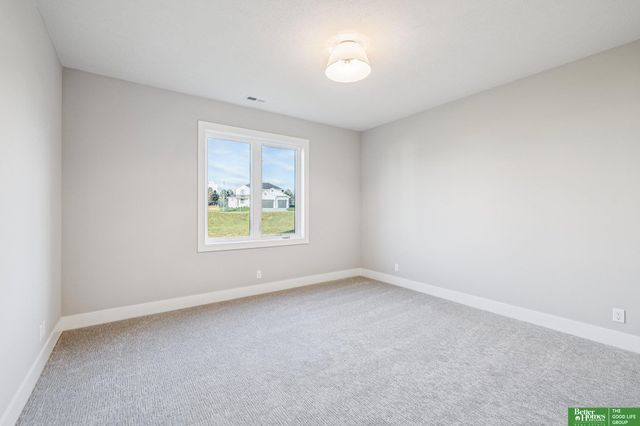 3306 S 212th Street, Elkhorn, NE 68022