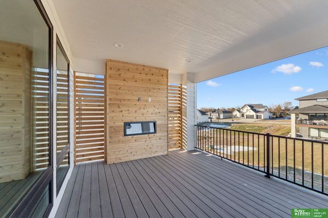 3306 S 212th Street, Elkhorn, NE 68022