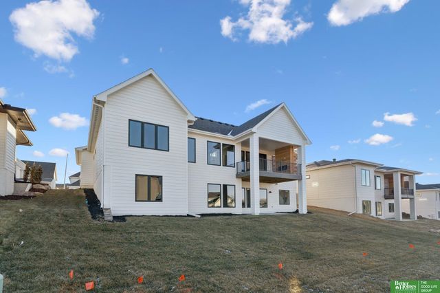 3306 S 212th Street, Elkhorn, NE 68022