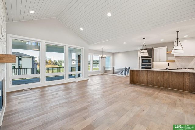 3306 S 212th Street, Elkhorn, NE 68022