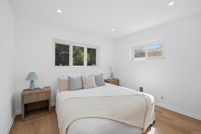 637 N Rios Avenue, Solana Beach, CA 92075