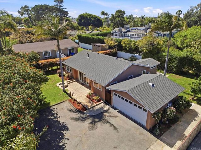 637 N Rios Avenue, Solana Beach, CA 92075
