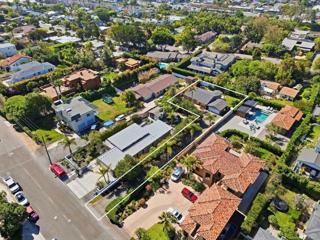 637 N Rios Avenue, Solana Beach, CA 92075