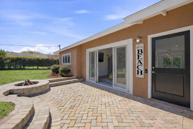 637 N Rios Avenue, Solana Beach, CA 92075