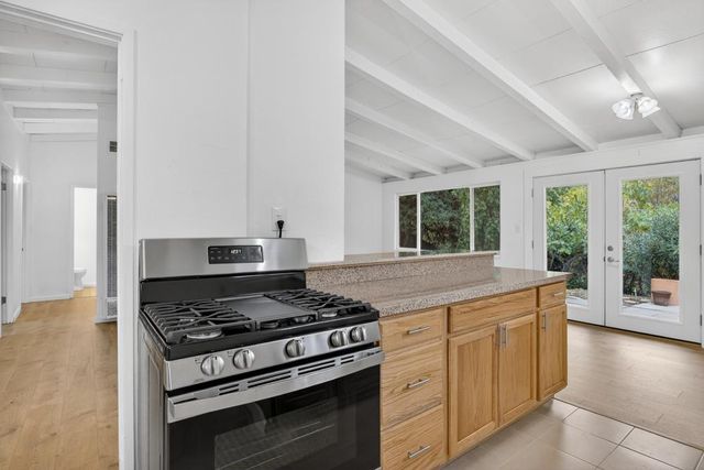 525 Dudley Dr, Roseville, CA 95678