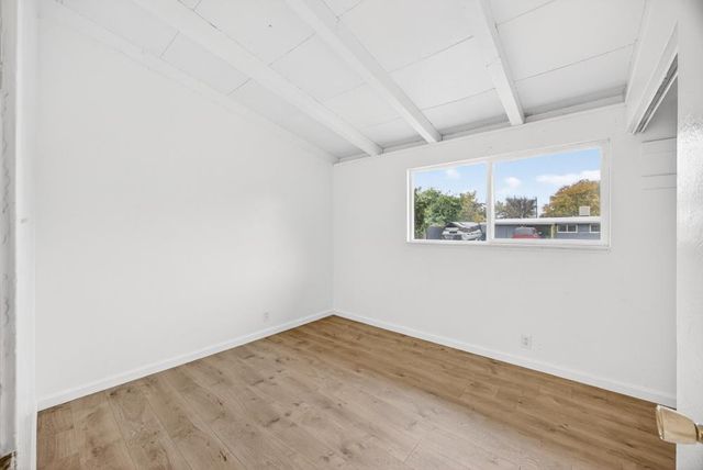 525 Dudley Dr, Roseville, CA 95678