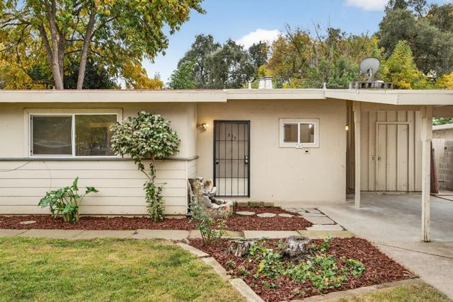 525 Dudley Dr, Roseville, CA 95678