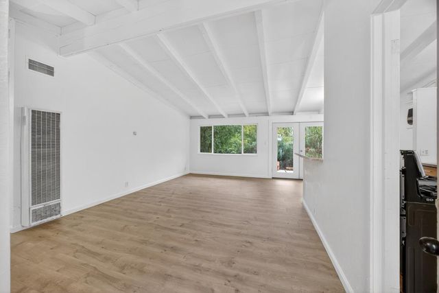 525 Dudley Dr, Roseville, CA 95678