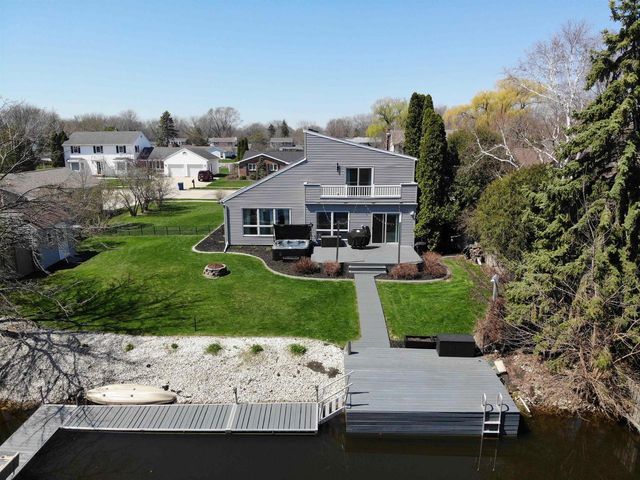 1840 CLIFFVIEW COURT, Oshkosh, WI 54901