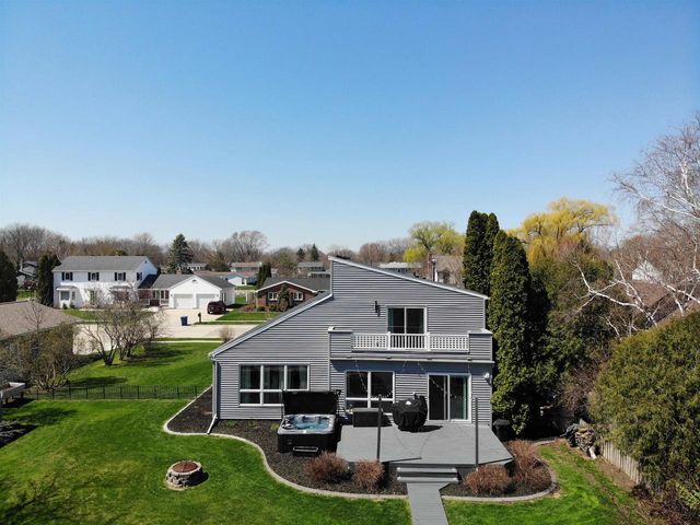 1840 CLIFFVIEW COURT, Oshkosh, WI 54901