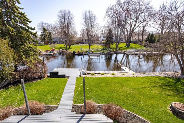 1840 CLIFFVIEW COURT, Oshkosh, WI 54901