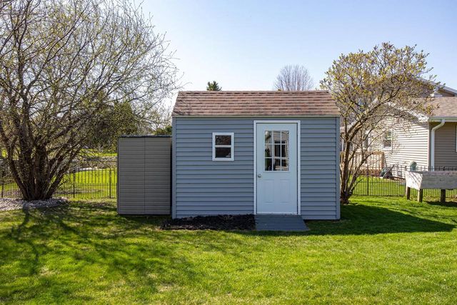 1840 CLIFFVIEW COURT, Oshkosh, WI 54901