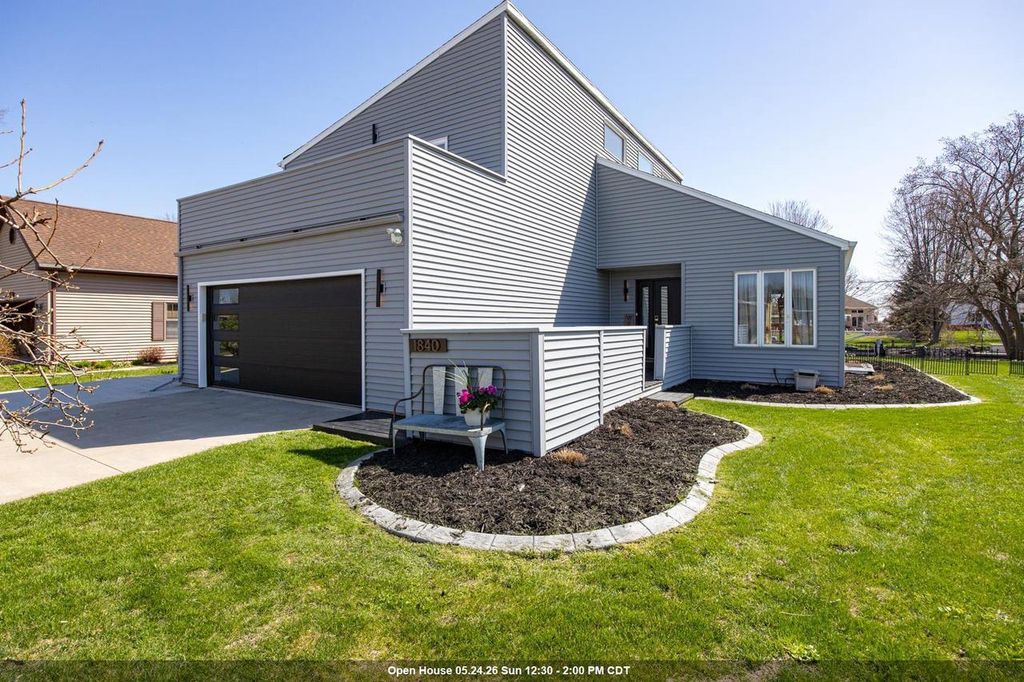 1840 CLIFFVIEW COURT, Oshkosh, WI 54901