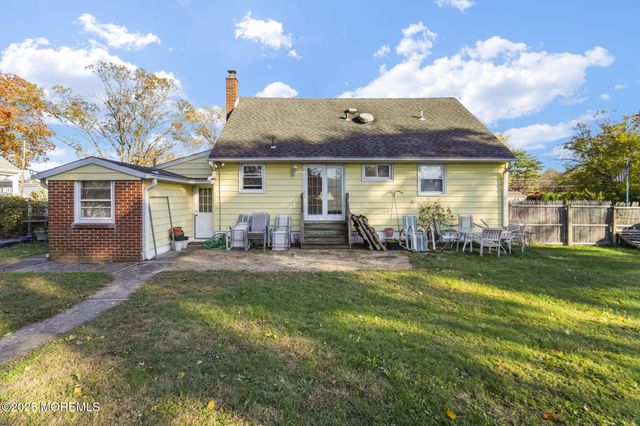 73 Broadway Road, Freehold, NJ 07728