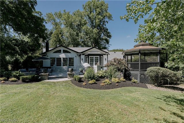 35600 Jackson Road, Moreland Hills, OH 44022