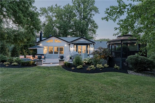 35600 Jackson Road, Moreland Hills, OH 44022