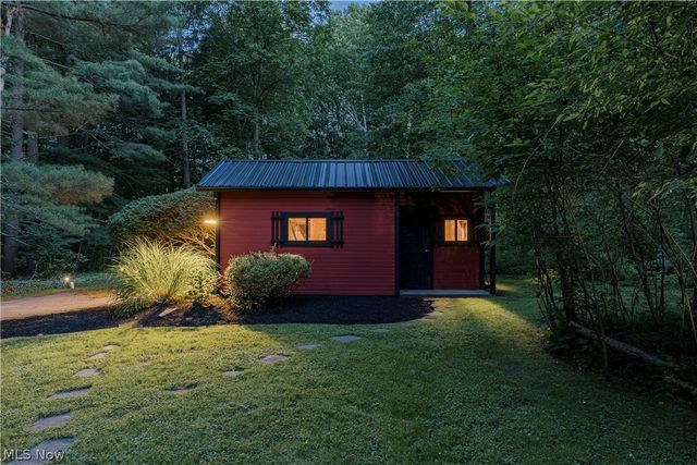 35600 Jackson Road, Moreland Hills, OH 44022