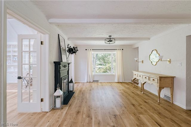 35600 Jackson Road, Moreland Hills, OH 44022