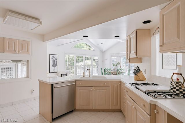 35600 Jackson Road, Moreland Hills, OH 44022