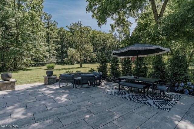 35600 Jackson Road, Moreland Hills, OH 44022