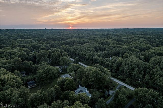 35600 Jackson Road, Moreland Hills, OH 44022