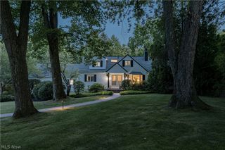 35600 Jackson Road, Moreland Hills, OH 44022