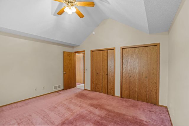 8792 Norway Street NW, Coon Rapids, MN 55433
