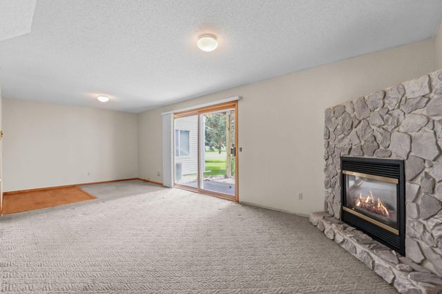 8792 Norway Street NW, Coon Rapids, MN 55433