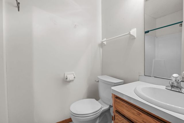 8792 Norway Street NW, Coon Rapids, MN 55433