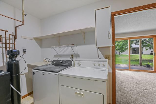 8792 Norway Street NW, Coon Rapids, MN 55433