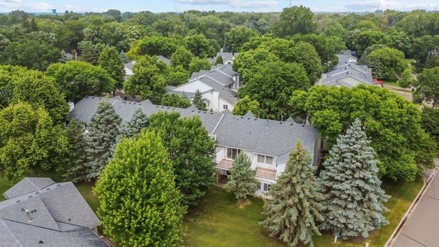 8792 Norway Street NW, Coon Rapids, MN 55433