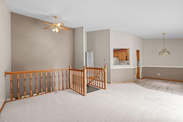 8792 Norway Street NW, Coon Rapids, MN 55433