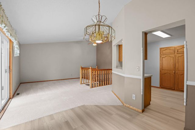8792 Norway Street NW, Coon Rapids, MN 55433